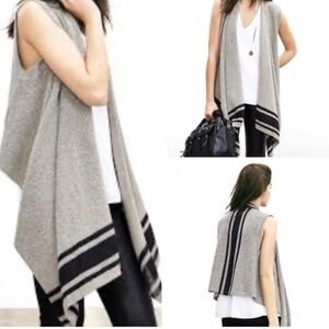 BANANA REPUBLIC Wool Blend w/ Alpaca Sleeveless Ponch Vest
